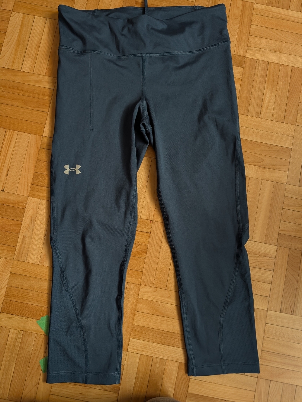 Under Armour Slate Gray Cropped Performance Leggings